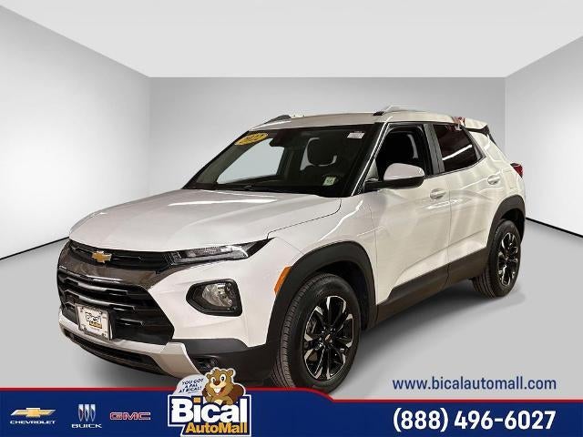 2022 Chevrolet Trailblazer LT in Summit White — front three-quarter view